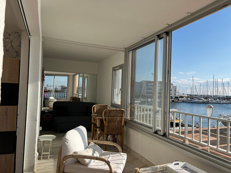 Appartement au Cap d'Agde avec vue sur le port en locations vacances au Cap d'Agde