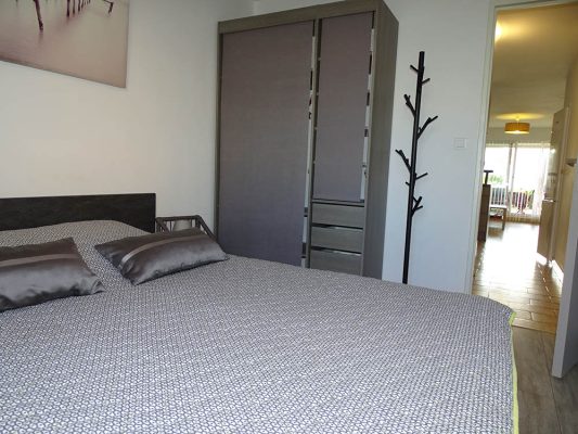 Location vacances au Cap d'Agde : Appartement Cap d’Agde référence 250 : chambre avec lit deux places