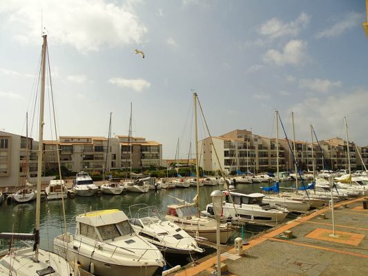 Location vacances au Cap d'Agde : Appartement Cap d’Agde référence 313 : vue sur le port