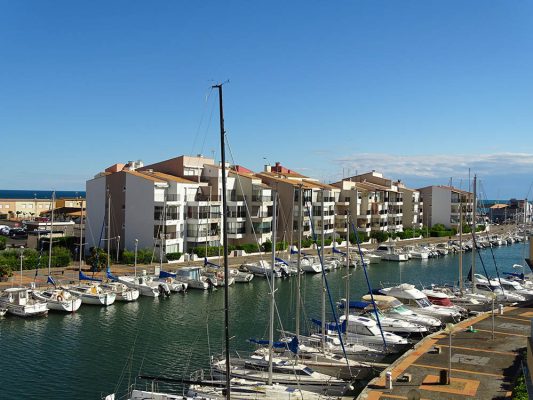 Location vacances au Cap d'Agde : Appartement Cap d’Agde référence 320 avec vue sur le port