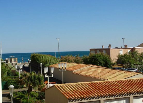 Location vacances au Cap d'Agde : Appartement Cap d’Agde référence 436 : vue du balcon