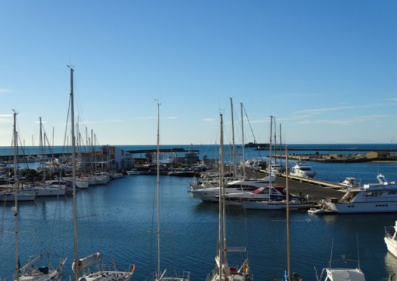 Location vacances au Cap d'Agde : Appartement Cap d’Agde référence 81 : vue sur le port